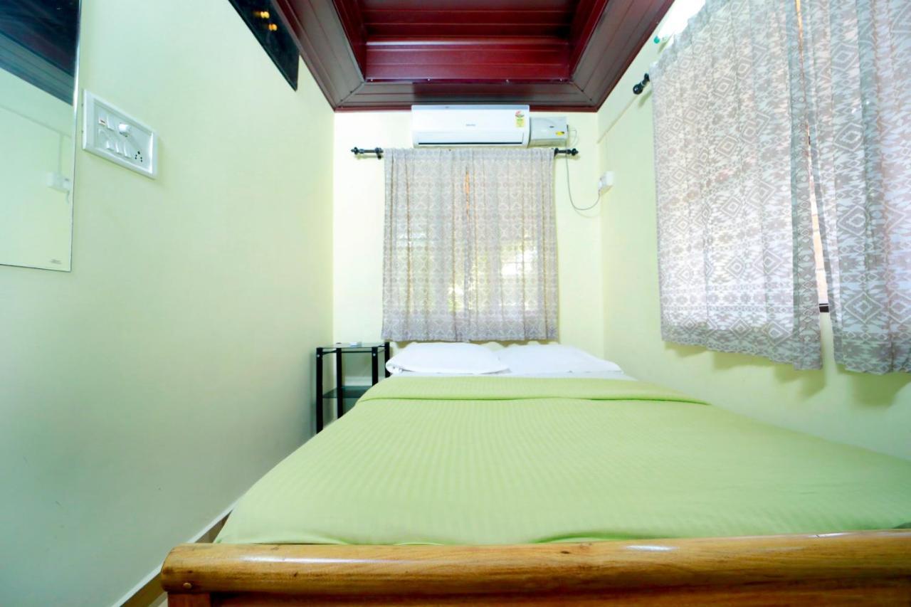 Swasthi Griha Villa Aranmula Exterior photo