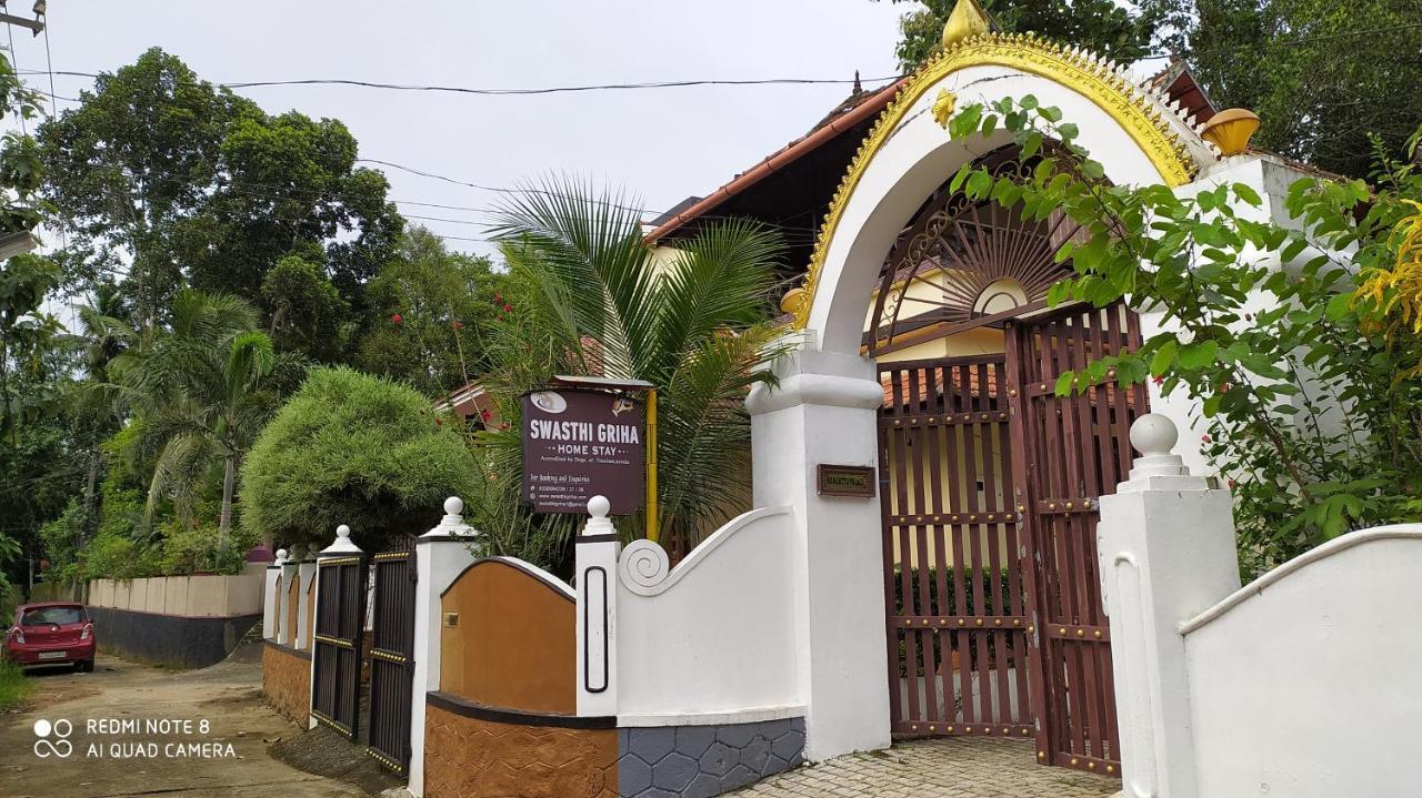 Swasthi Griha Villa Aranmula Exterior photo